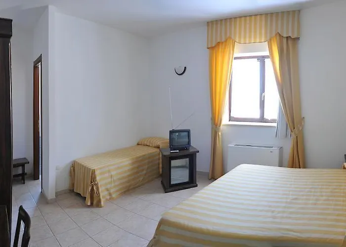 Hotel Pietrapanna 3*