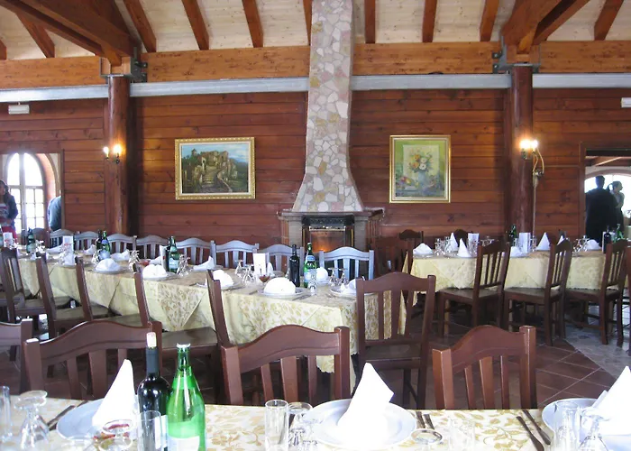 Hotel Pietrapanna 3*